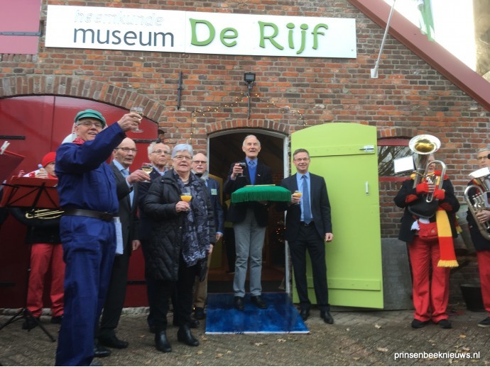 'Verhuizen kost bedstro' | Prinsenbeeknieuws