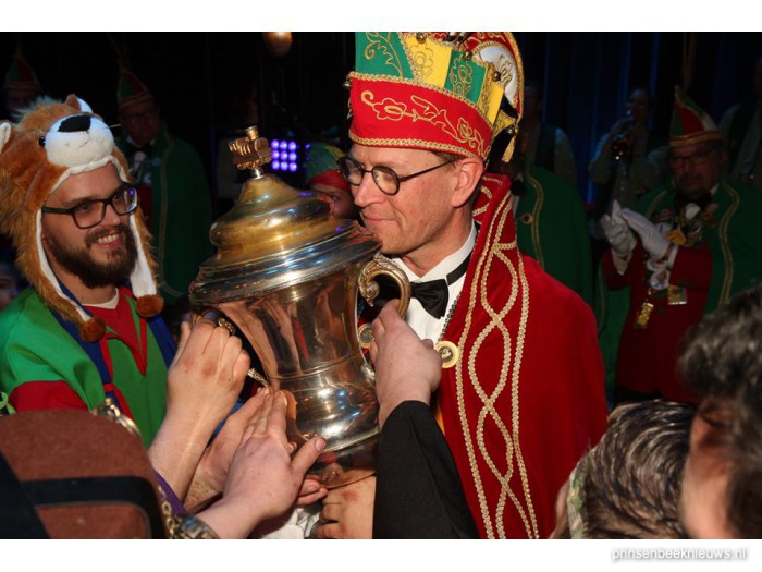 ‘Cup met de grote oren’ voor Prins Kaaff | Prinsenbeeknieuws