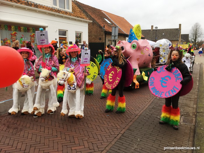 Boemeldoncks carnaval ook populair op Prinsenbeeknieuws | Prinsenbeeknieuws