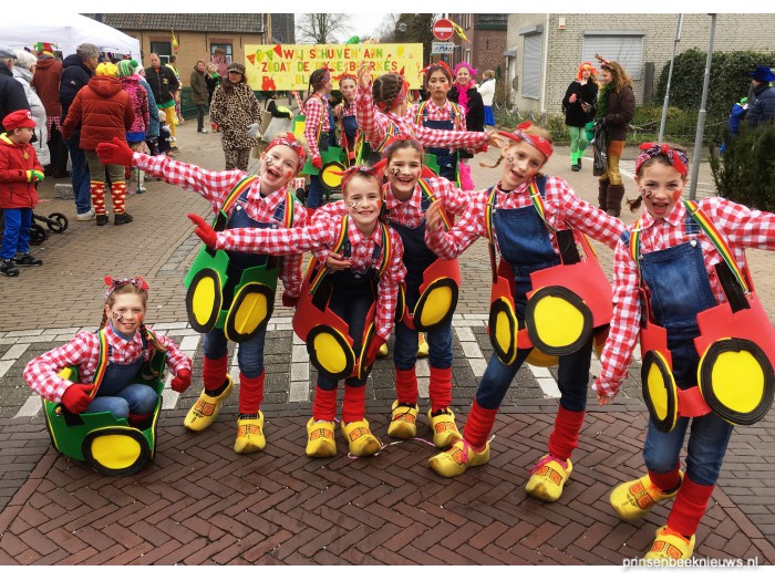 Boemeldoncks carnaval ook populair op Prinsenbeeknieuws | Prinsenbeeknieuws