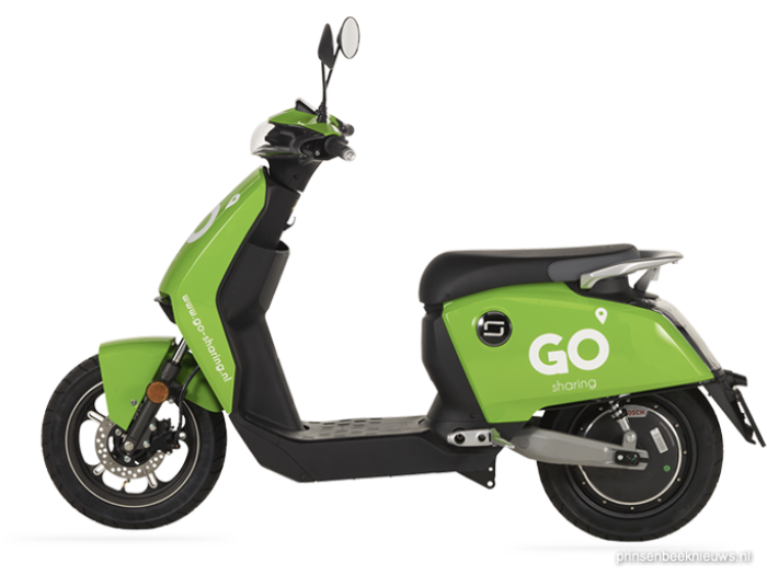 Ook deelscooter parkeren op de Markt | Prinsenbeeknieuws