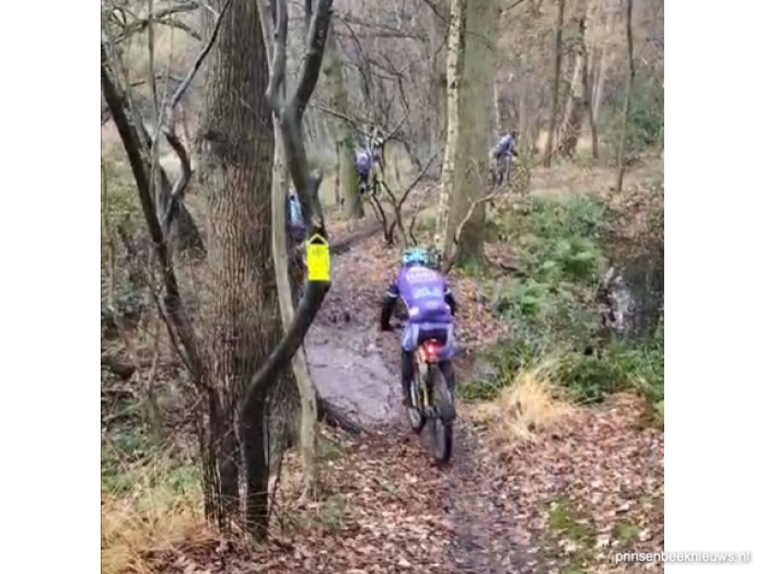 500 crossfietsers trotseren het weer
