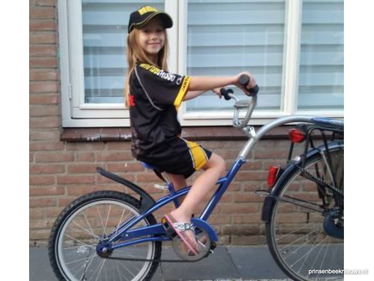 Nieuwe NAC-aanhangfiets van Mario Boere | Prinsenbeeknieuws